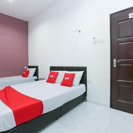 Oyo 90274 Wadi Isfa Inn Kota Bharu Eksteriør billede